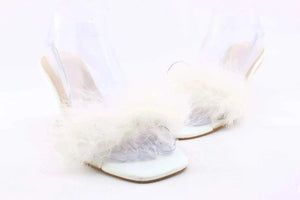 She & In - sundaybazar