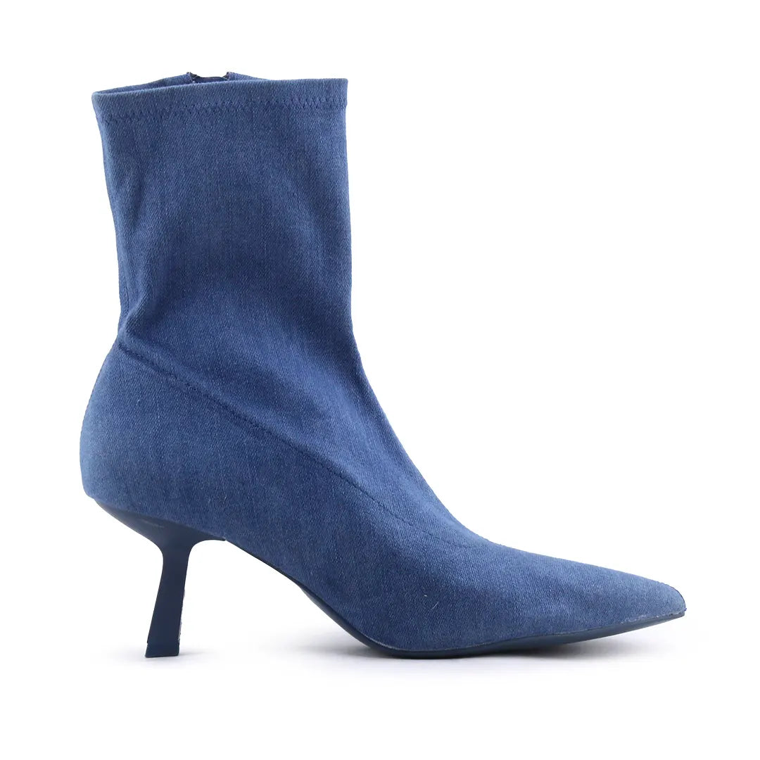 Stradivarius Zipper Ankle Boot