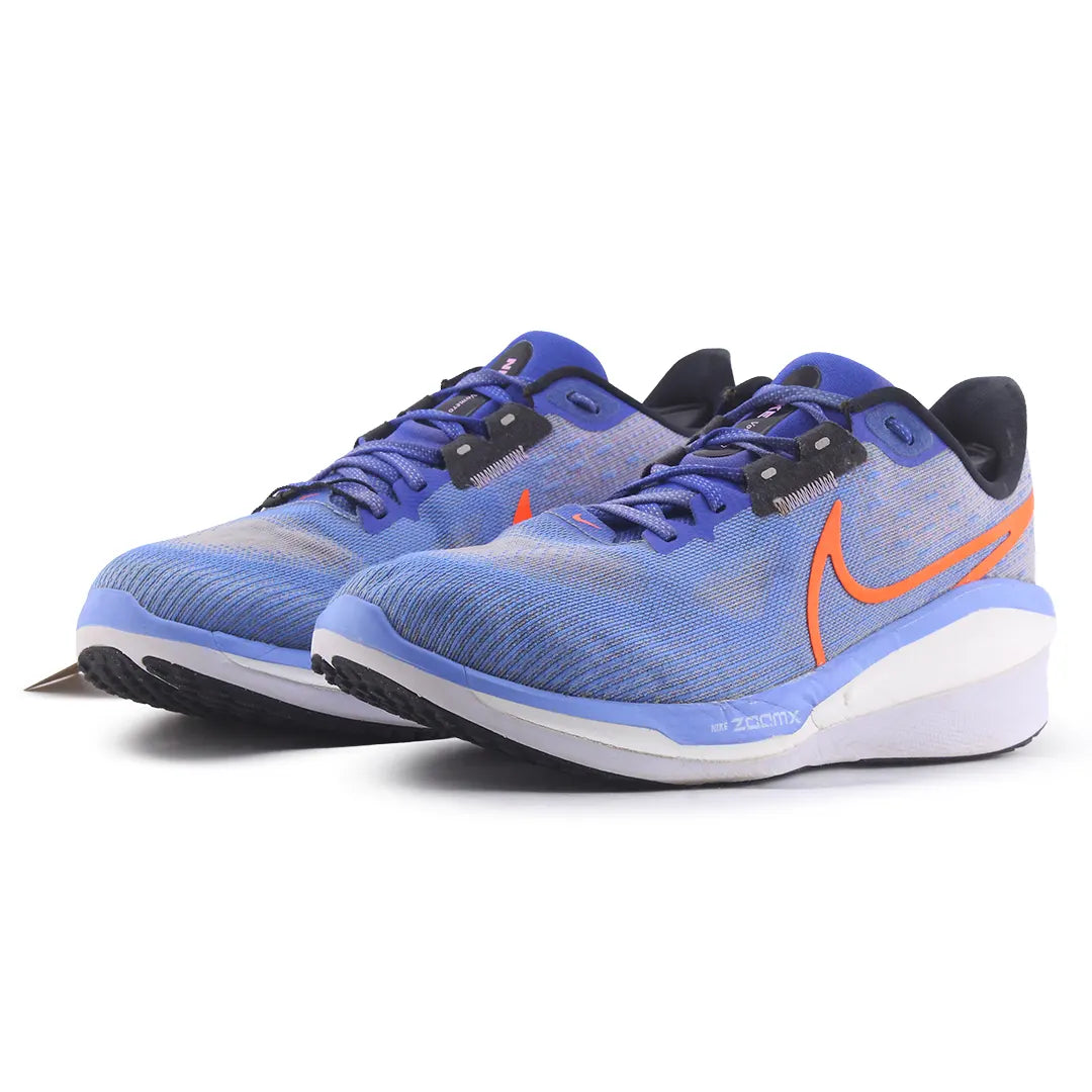 Nike Vomero 17