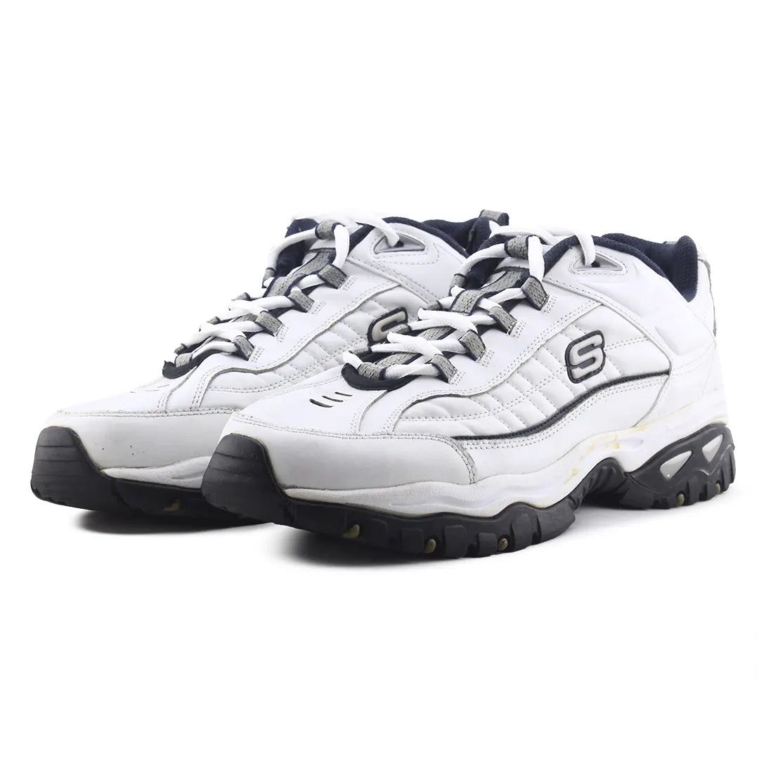 Skechers