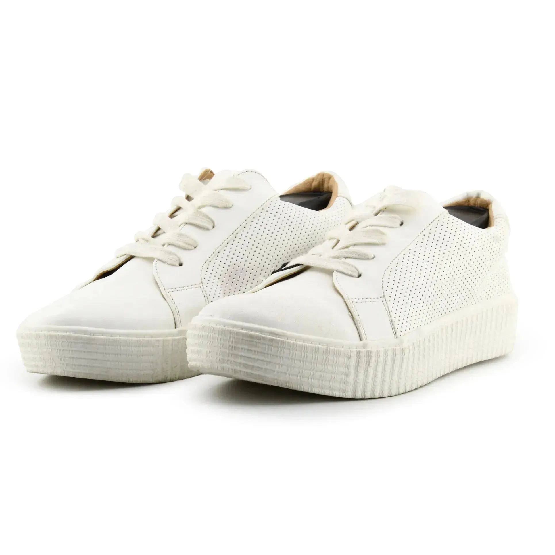 Steve Madden W Toliver White Lace Up Walking Sneaker