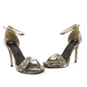 Maesiri Calzola - sundaybazar