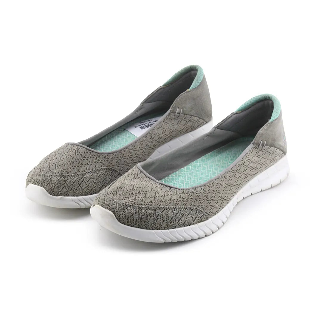 Skechers