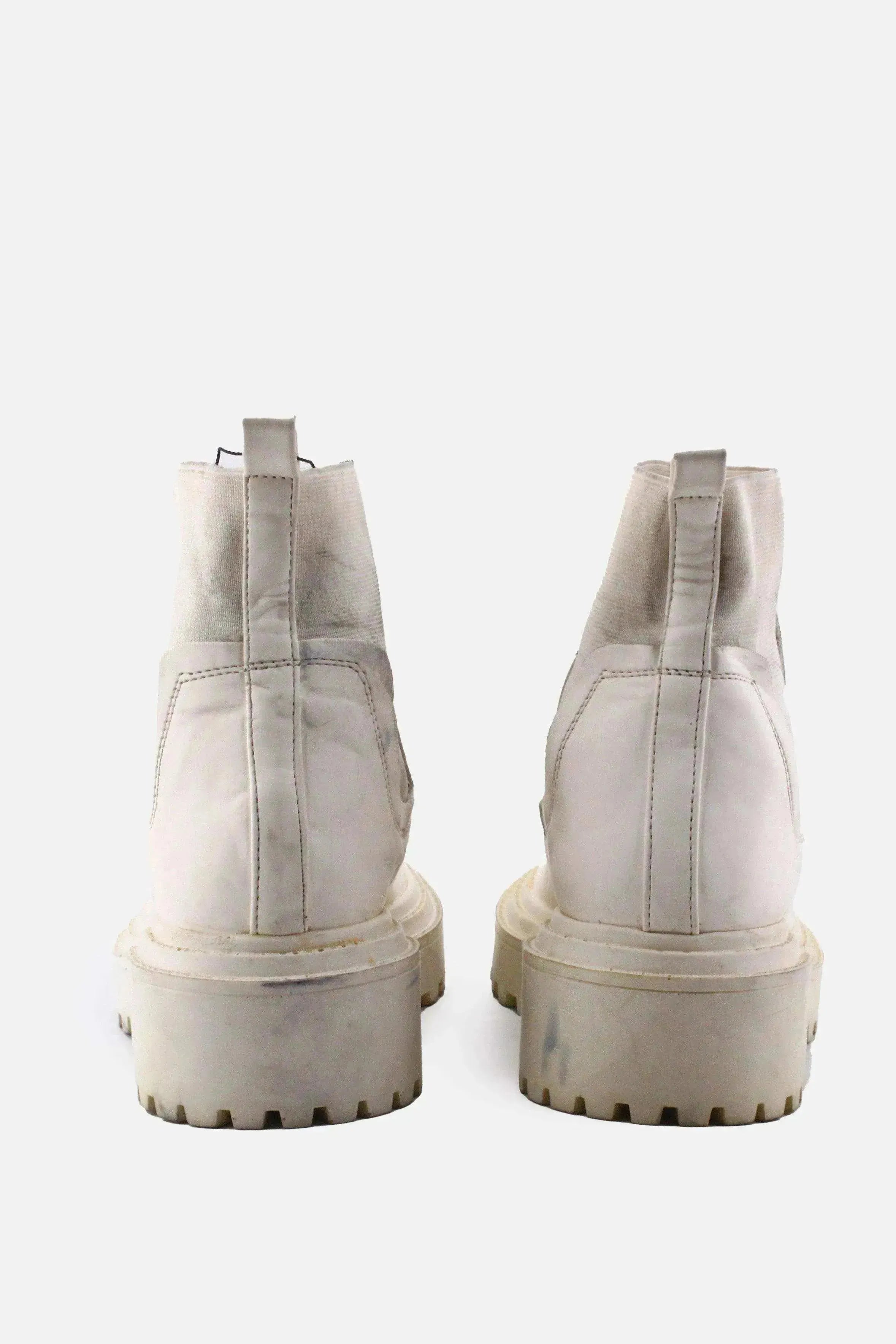 Stradivarius Stretchable Chelsea Ankle Boots | 100% Authentic Leather - sundaybazar