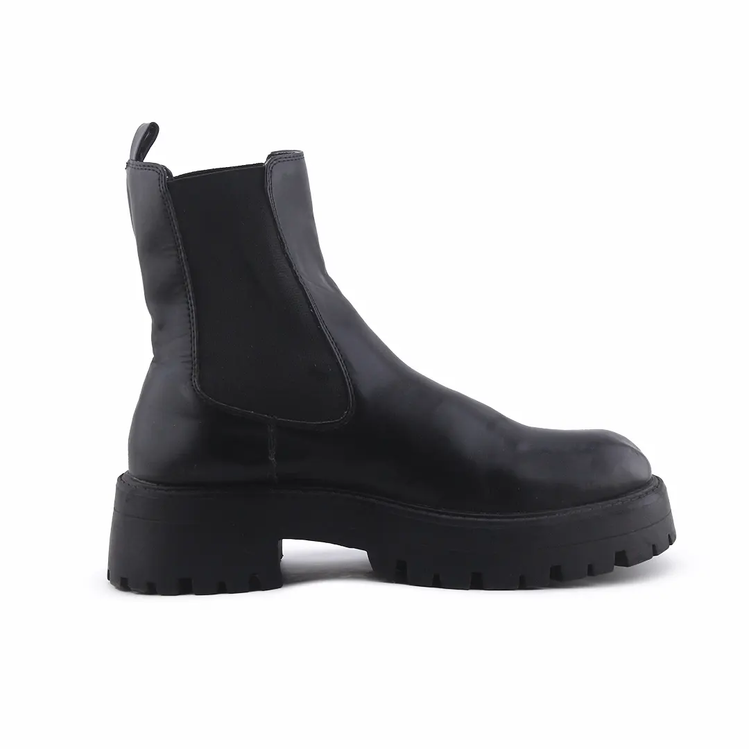 Pull & Bear Stretchable Ankle Boot | 100% Authentic Leather