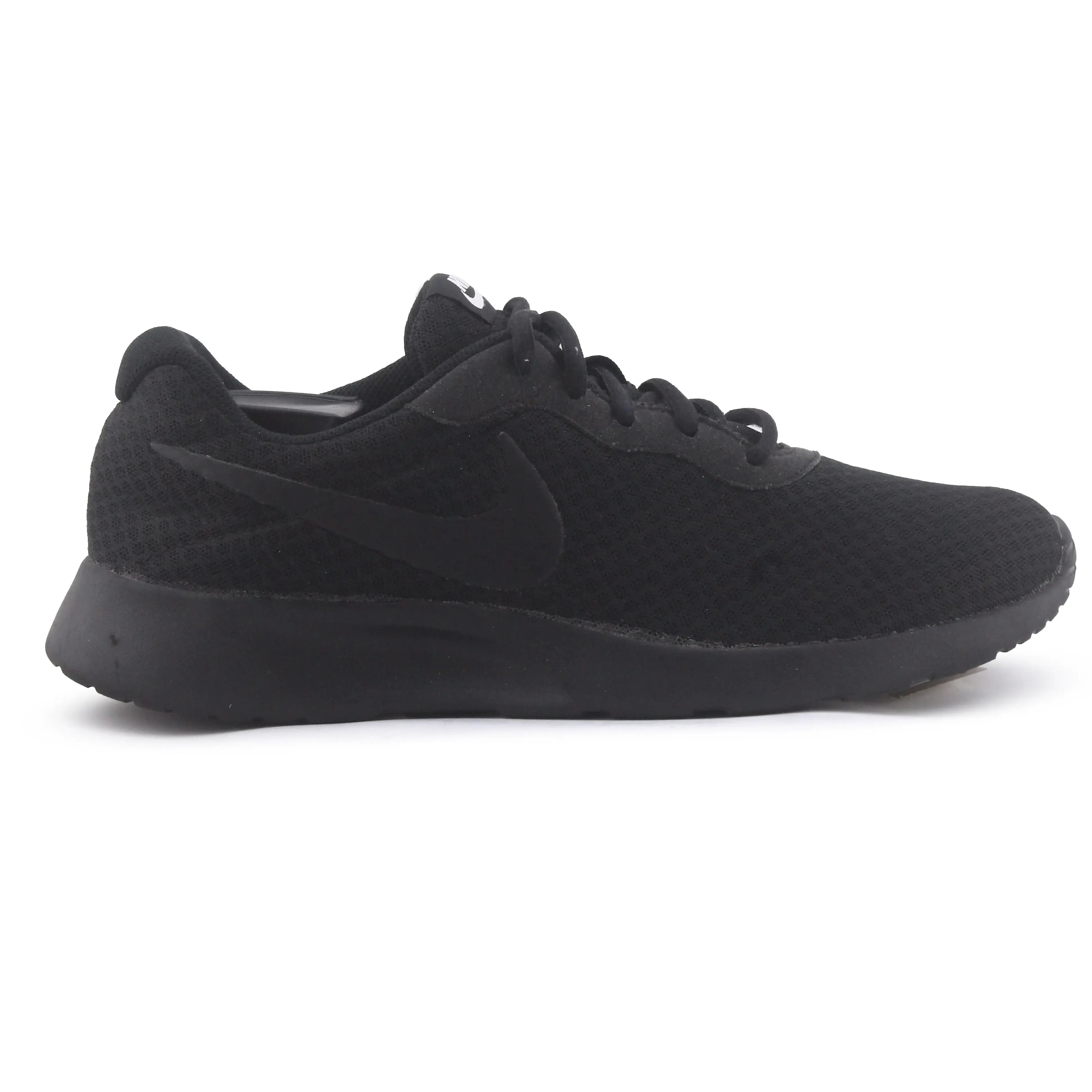 Nike Tanjun