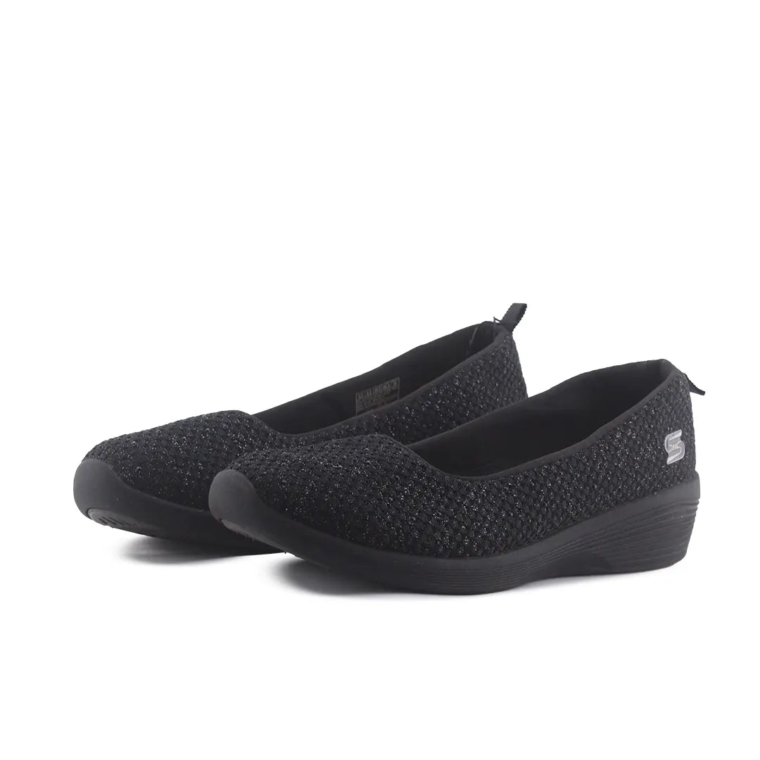 Skechers