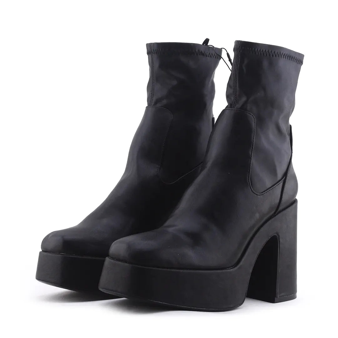 Pull & Bear | 100% Authentic Leather