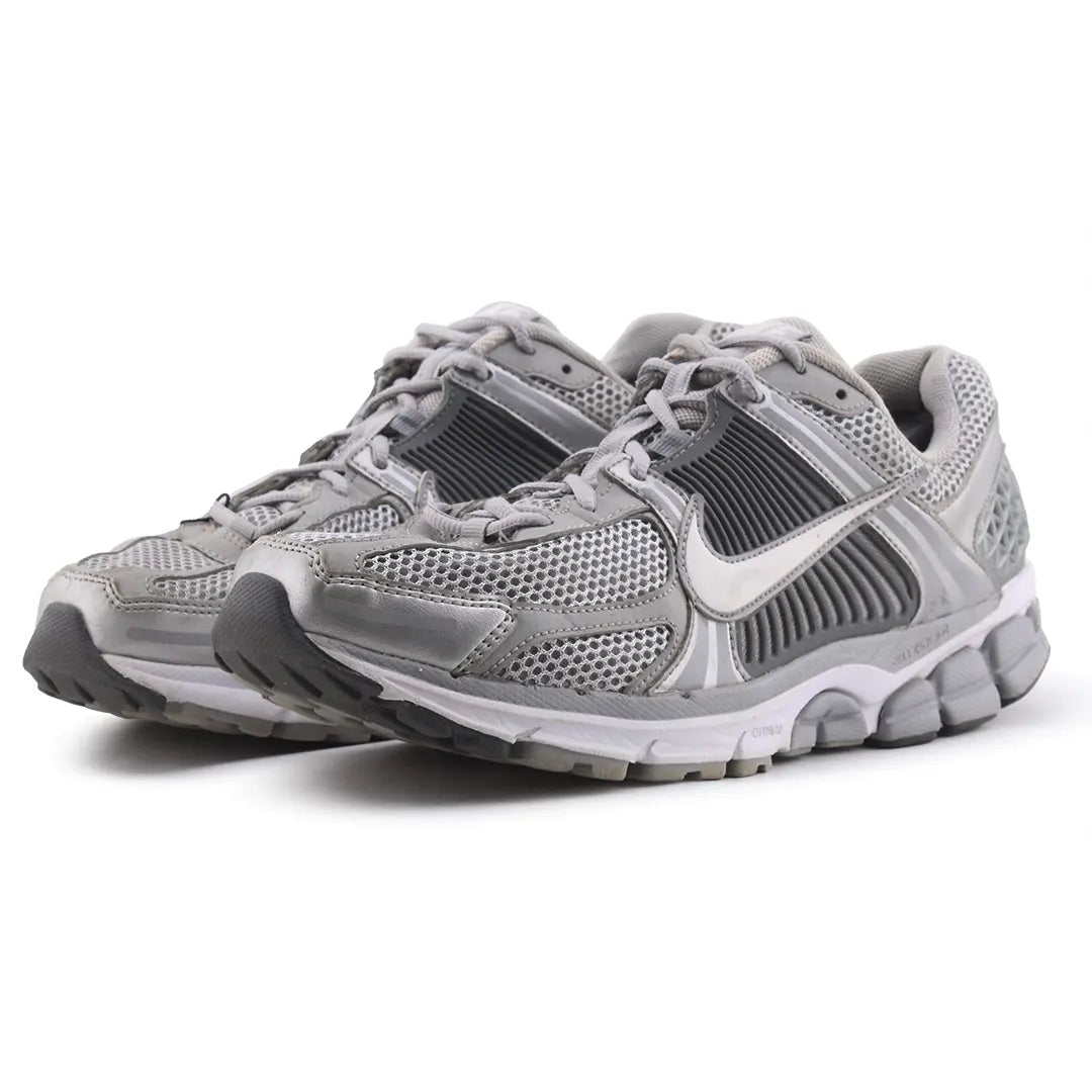 Nike Vomero 5