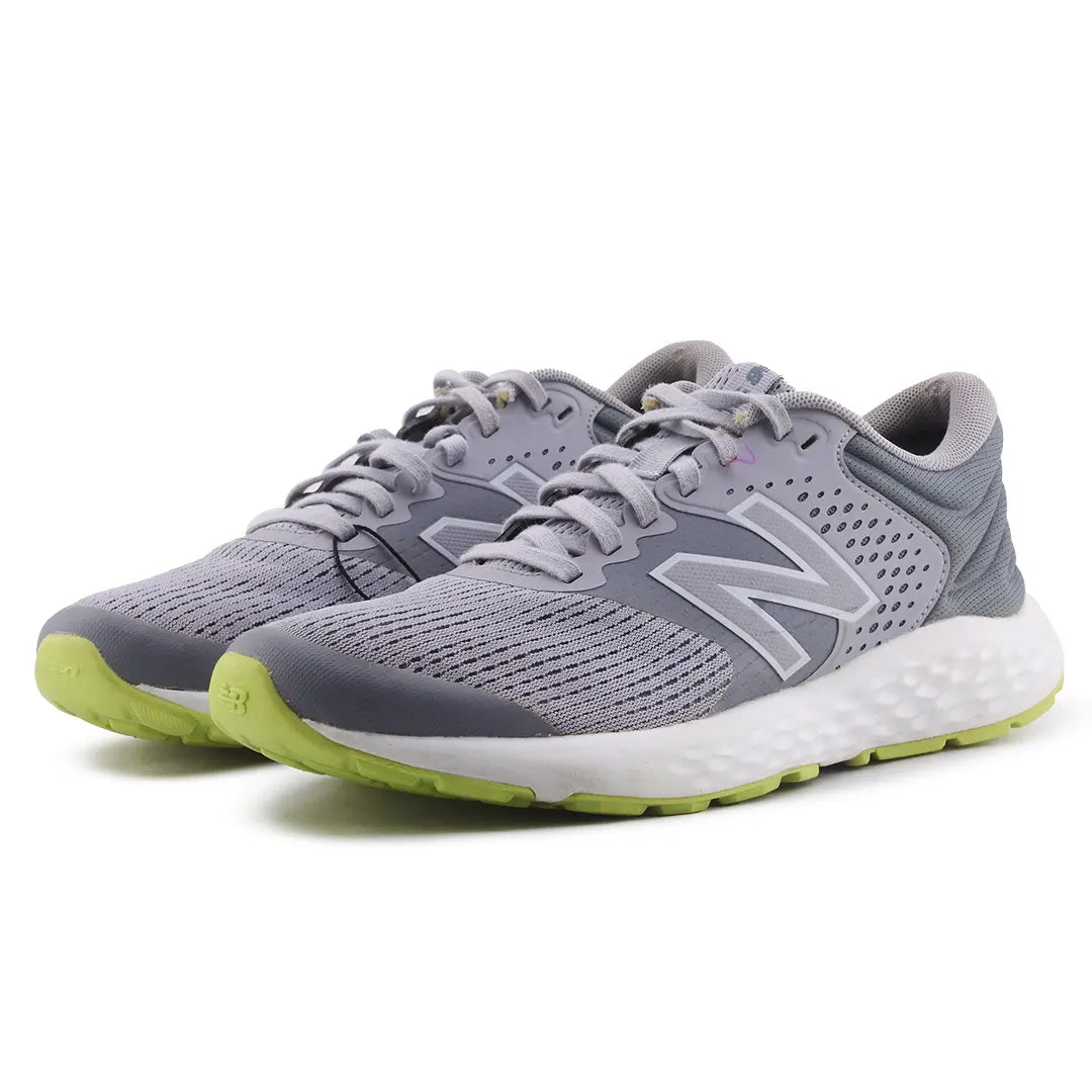 New Balance 520