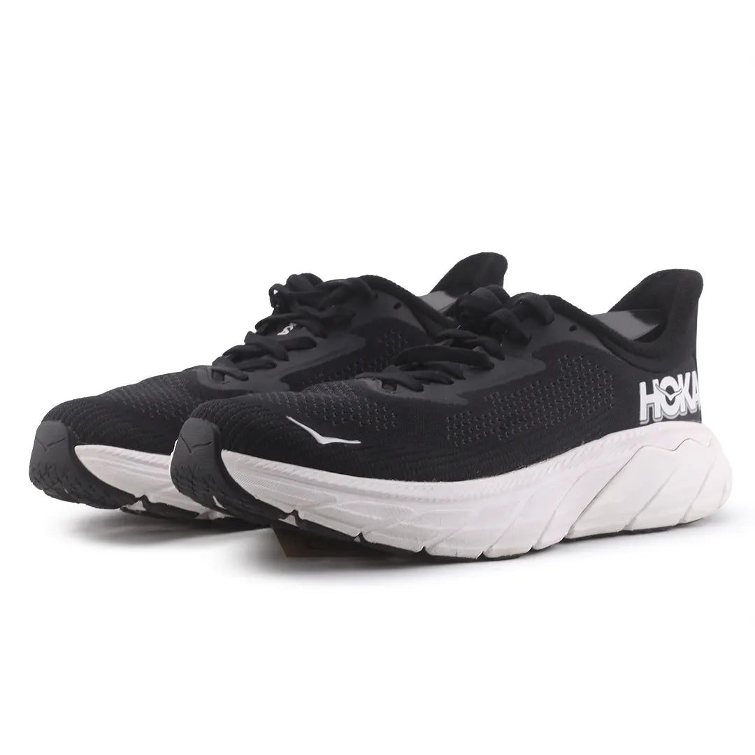 Hoka One One Arahi 7