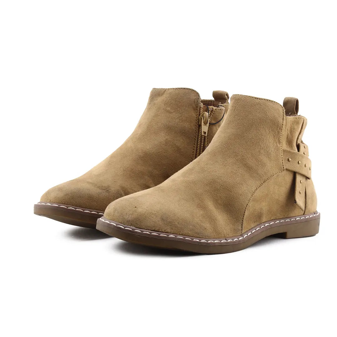 Lefties Zipper Suede Ankle Boot