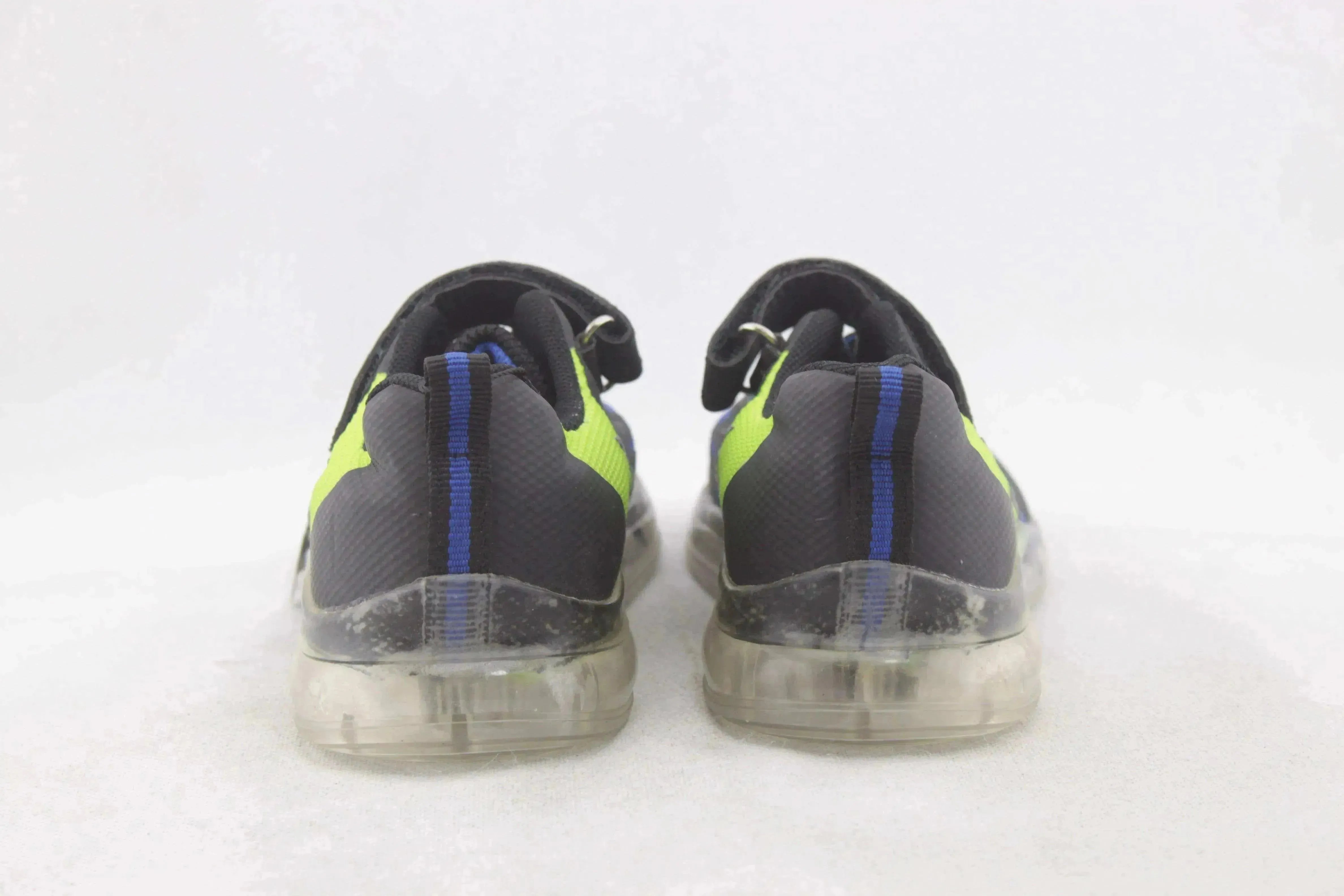 Kicks - sundaybazar