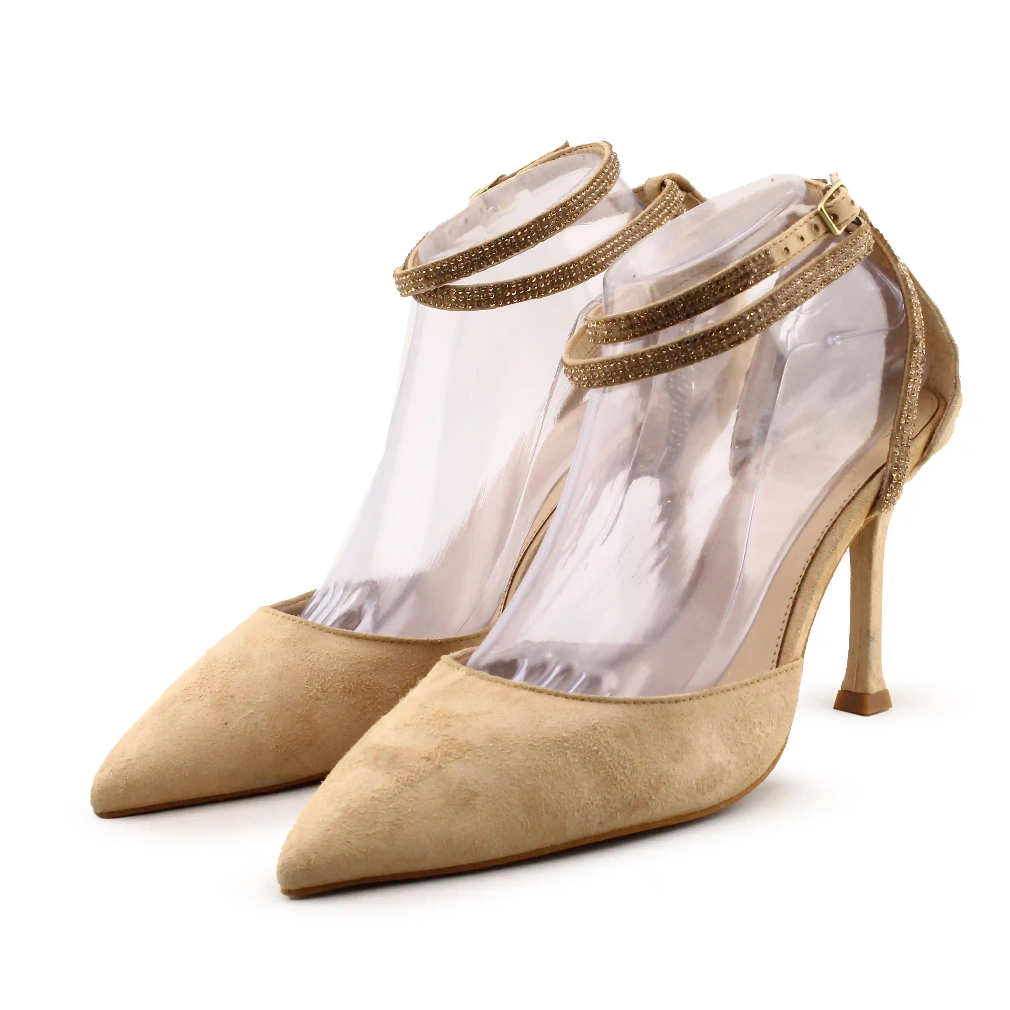 Vince Camuto