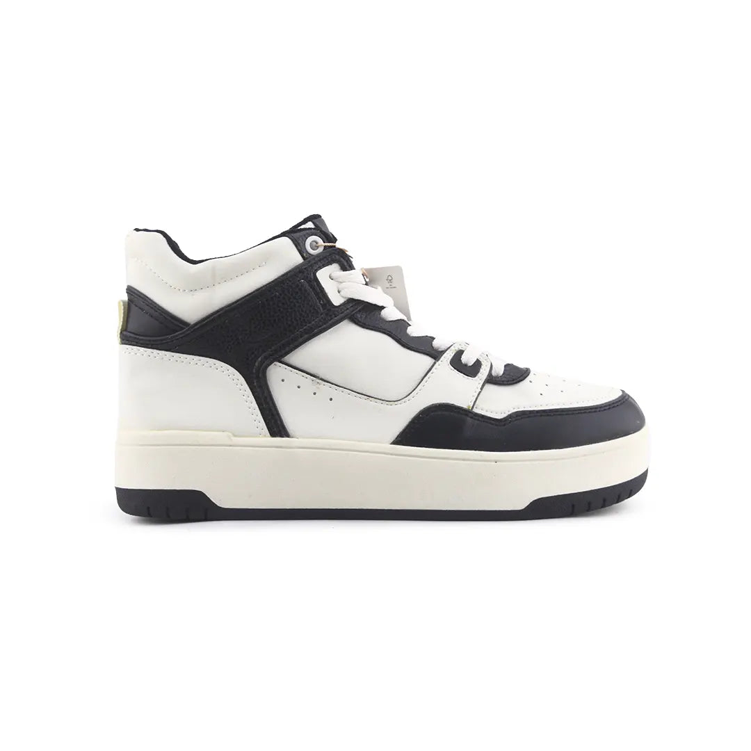 Stradivarius High Top Lace Up Shoes