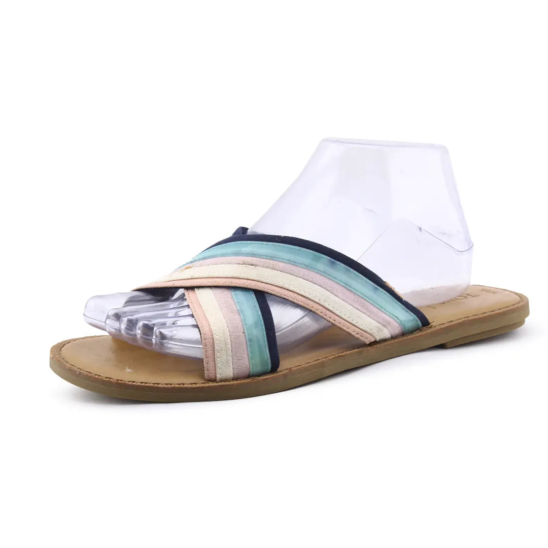 Toms