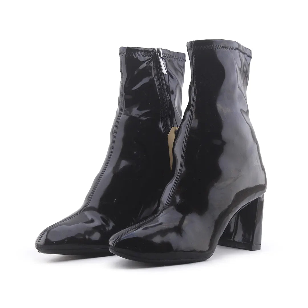 Bershka Zipper Patent Ankle Boot