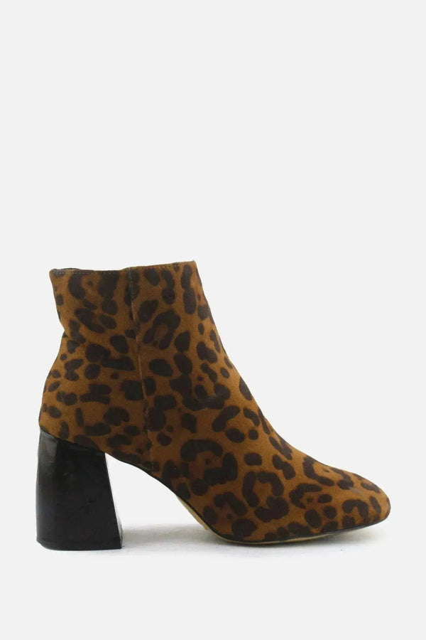 Stradivarius Zipper Block Ankle Boots | Suede - sundaybazar
