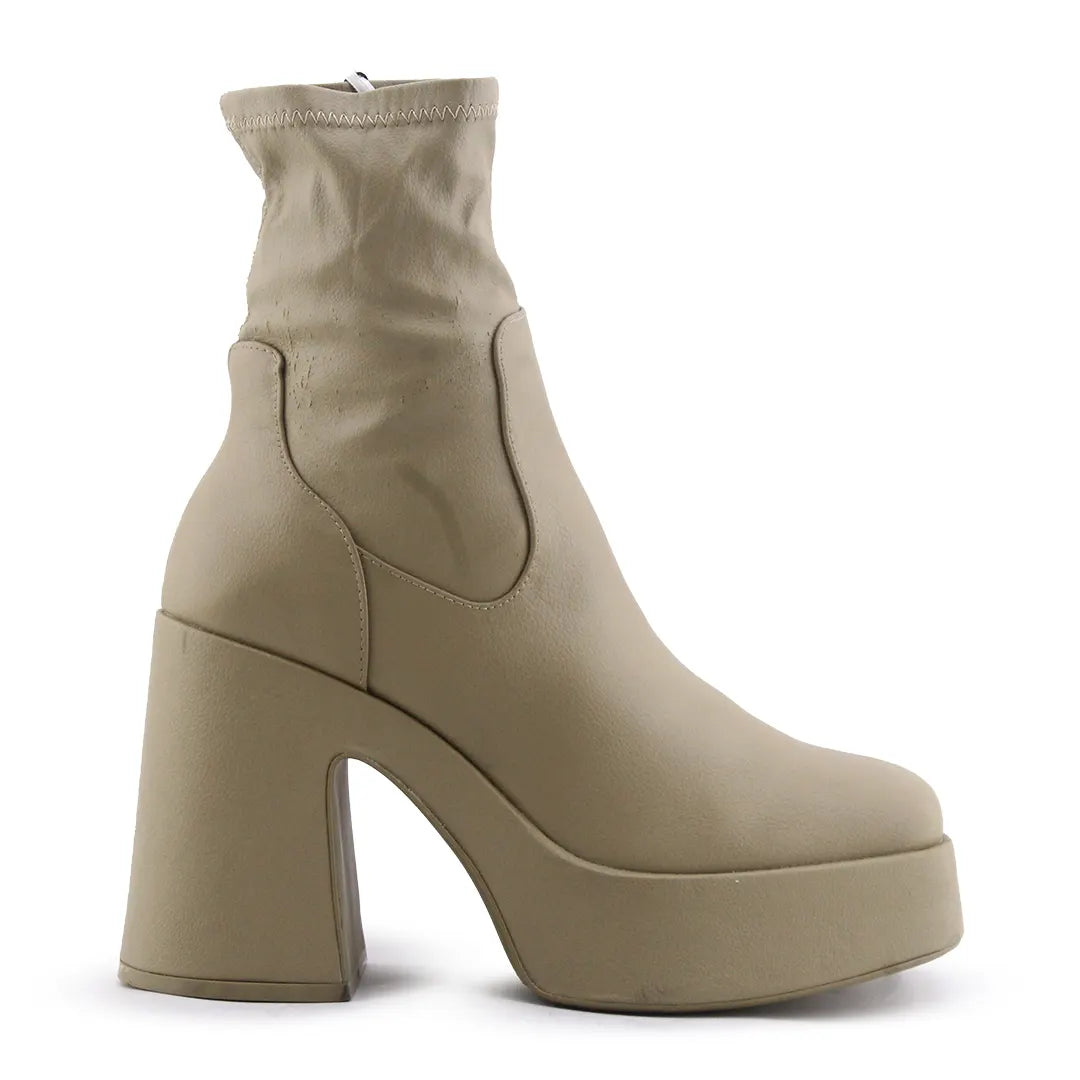 Pull & Bear | 100% Authentic Leather