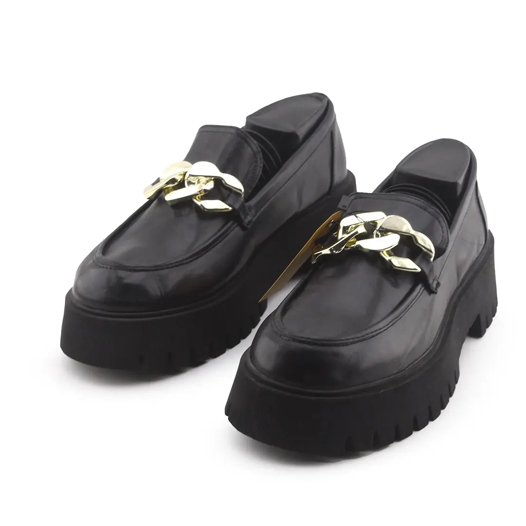 Stradivarius Penny Strap Platform Loafer