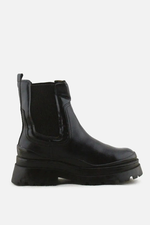 Stradivarius Stretchable Chelsea Ankle Boots | 100% Authentic Leather - sundaybazar