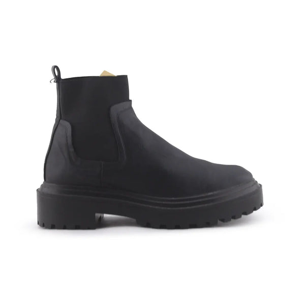 Stradivarius Stretchable Chelsea Ankle Boots (100% Authentic Leather)