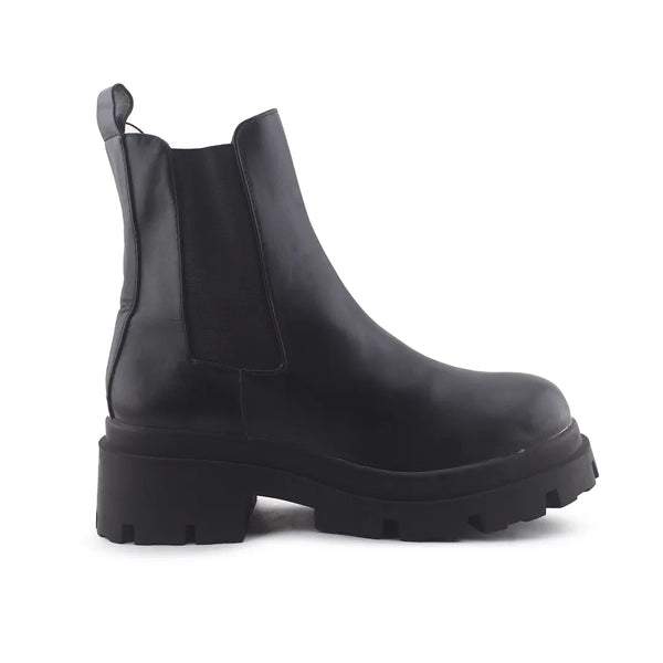 Zara Stretchable Chelsea Ankle Boots (100% Authentic Leather)