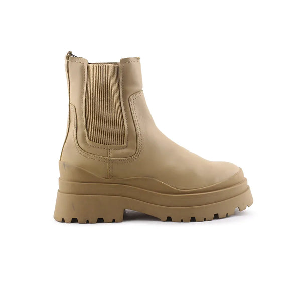Stradivarius Stretchable Chelsea Ankle Boots (100% Authentic Leather)