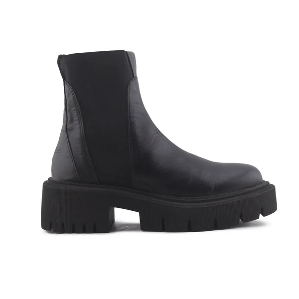Zara Stretchable Chelsea Ankle Boots (100% Authentic Leather)