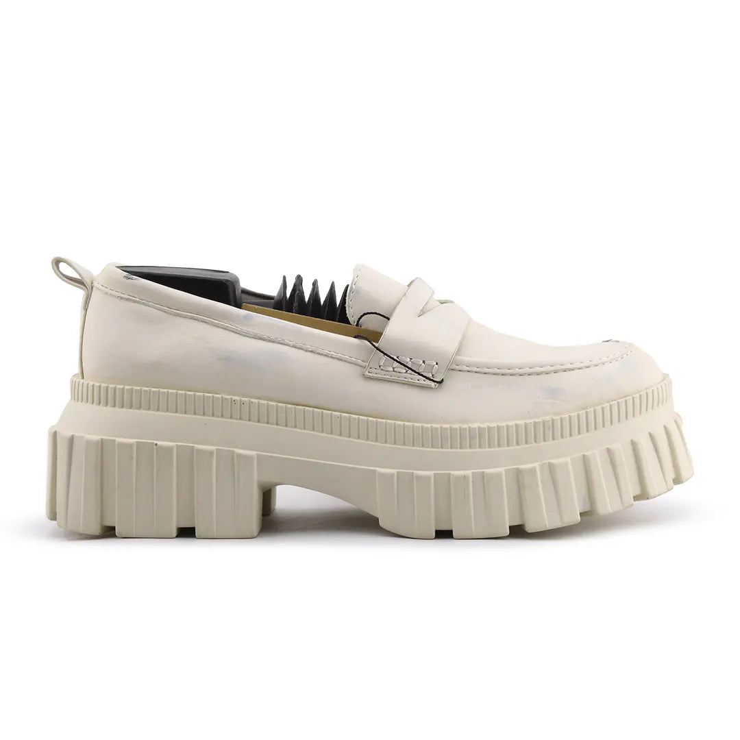 Stradivarius Chunky Penny Strap Loafers
