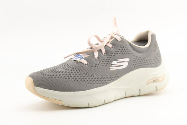 Skechers Arch Fit