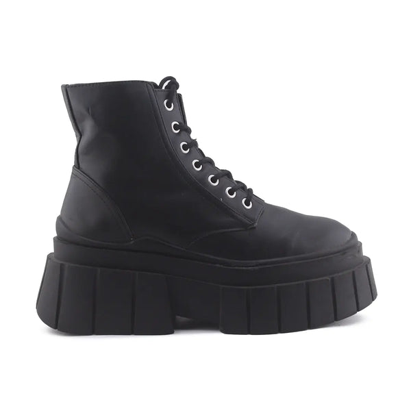 Bershka Zipper Lace Up Platform Combat Ankle Boots (100% Authentic Leather)