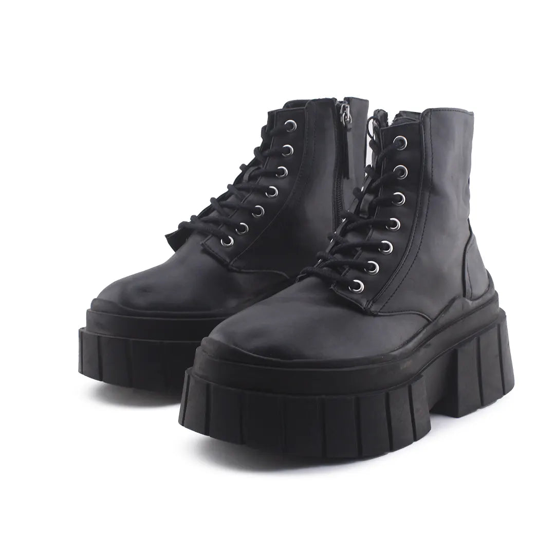 Bershka Zipper Lace Up Combat Ankle Boots (100% Authentic Leather)