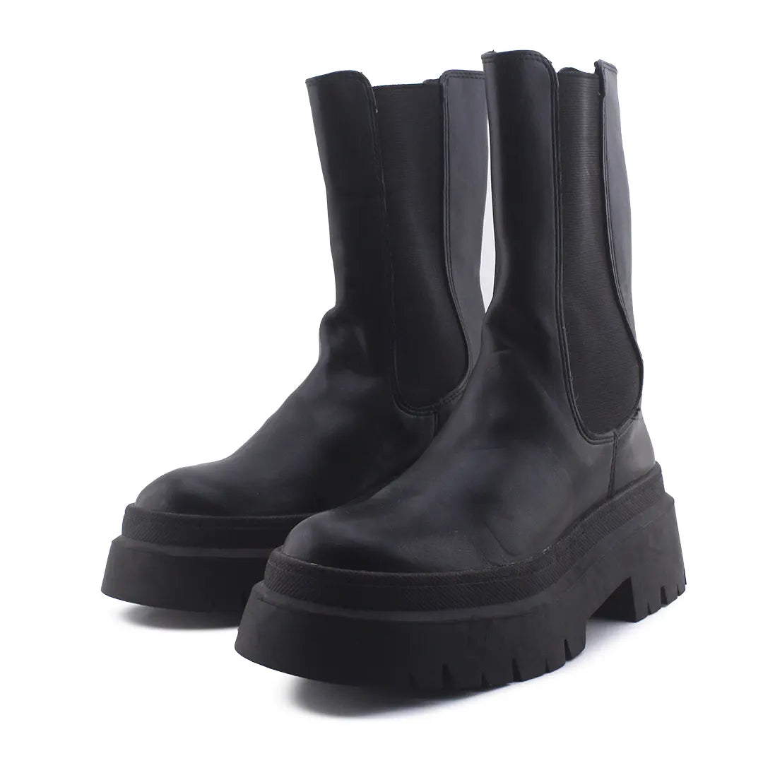 Pull & Bear Stretchable Chelsea Ankle Boots (100% Authentic Leather)