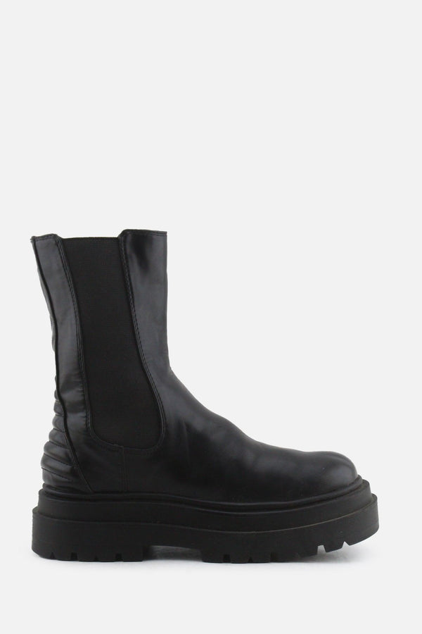 Pull & Bear Stretchable Chelsea Ankle Boots | 100% Authentic Leather