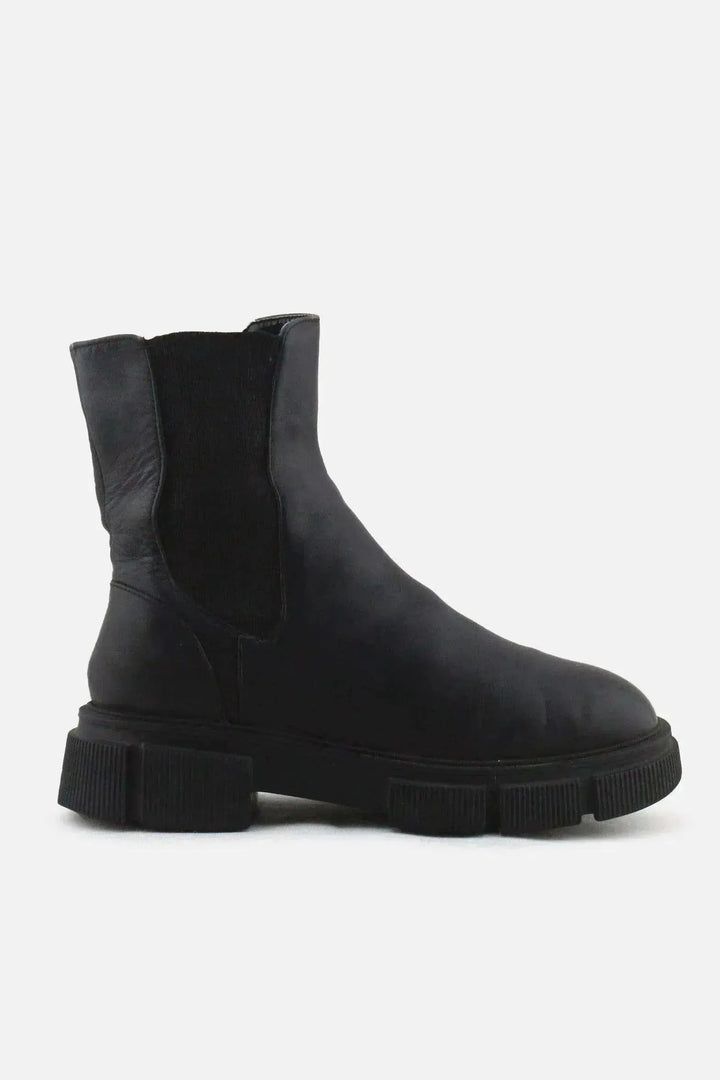 Zara Stretchable Chelsea Ankle Boots | 100% Authentic Leather - sundaybazar