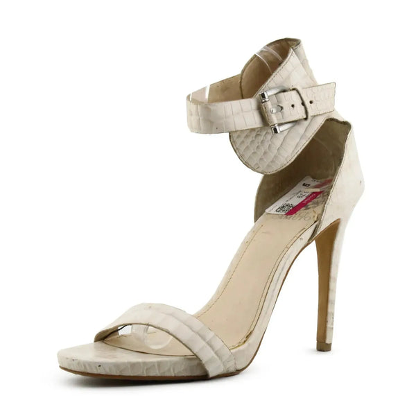 Vince Camuto