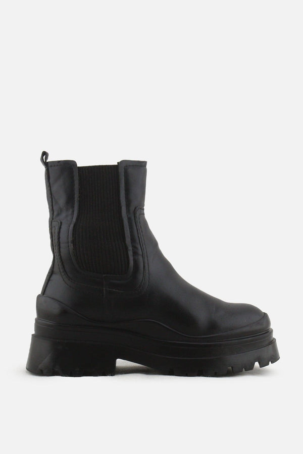 Stradivarius Stretchable Chelsea Ankle Boots | 100% Authentic Leather