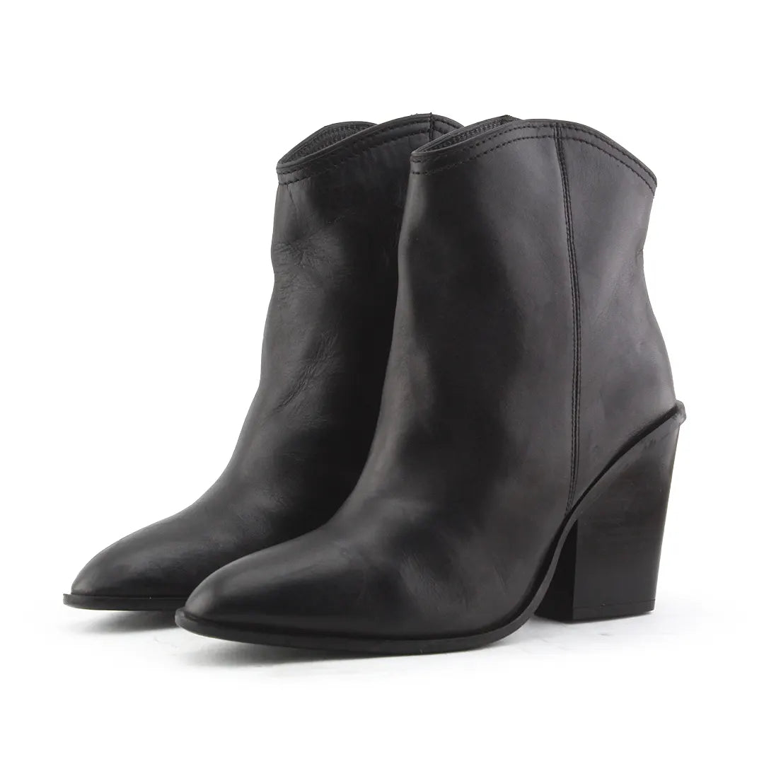 Zara | 100% Authentic Leather