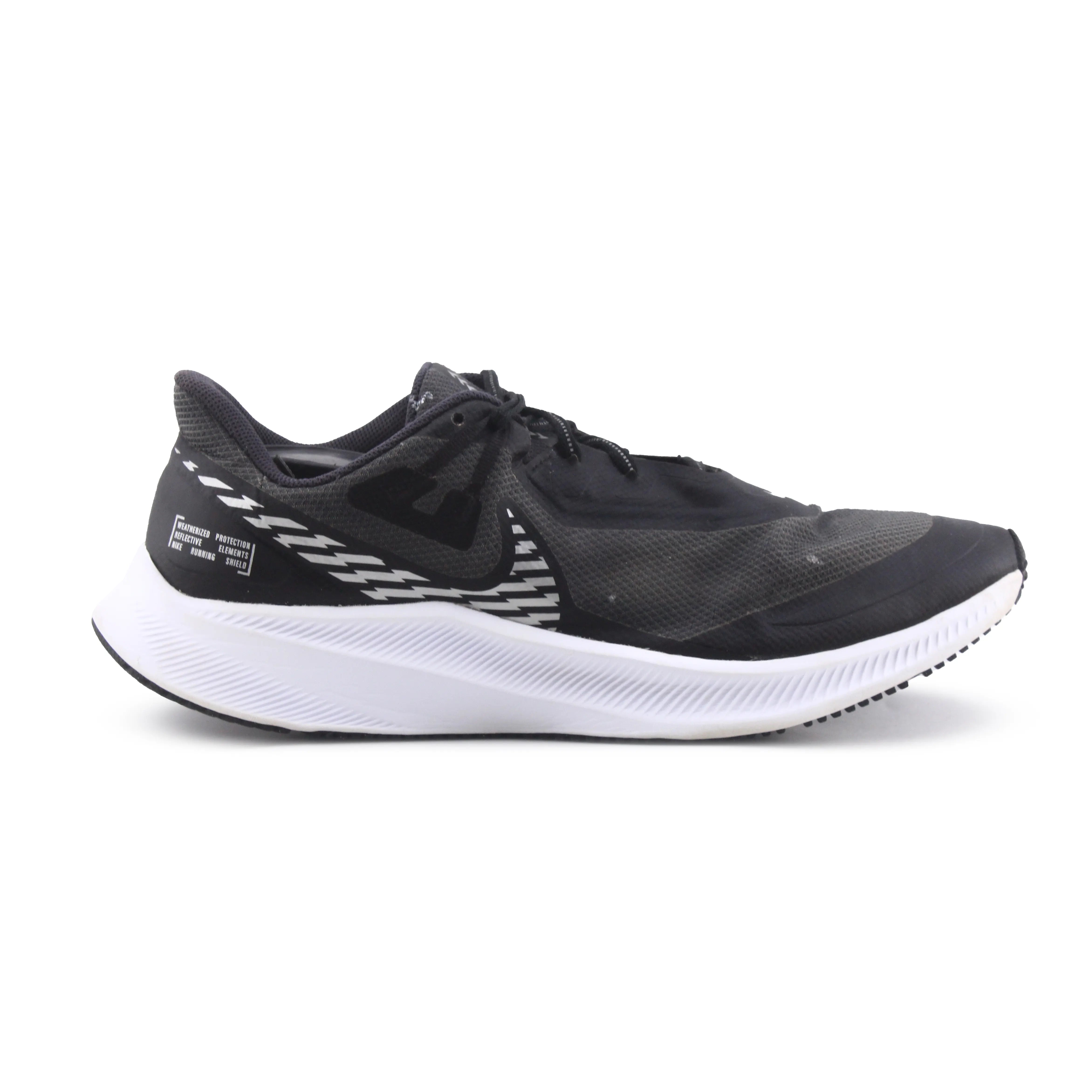 Nike Quest 3 Shield CQ8894