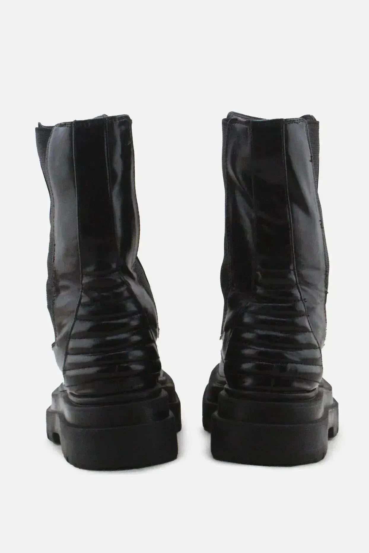 Pull & Bear Stretchable Ankle Boots | 100% Authentic Leather - sundaybazar