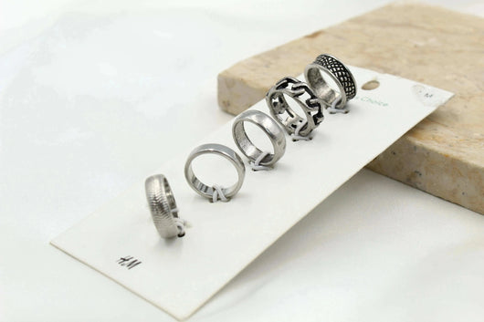 H & M Stainless Rings 5 Pieces - sundaybazar