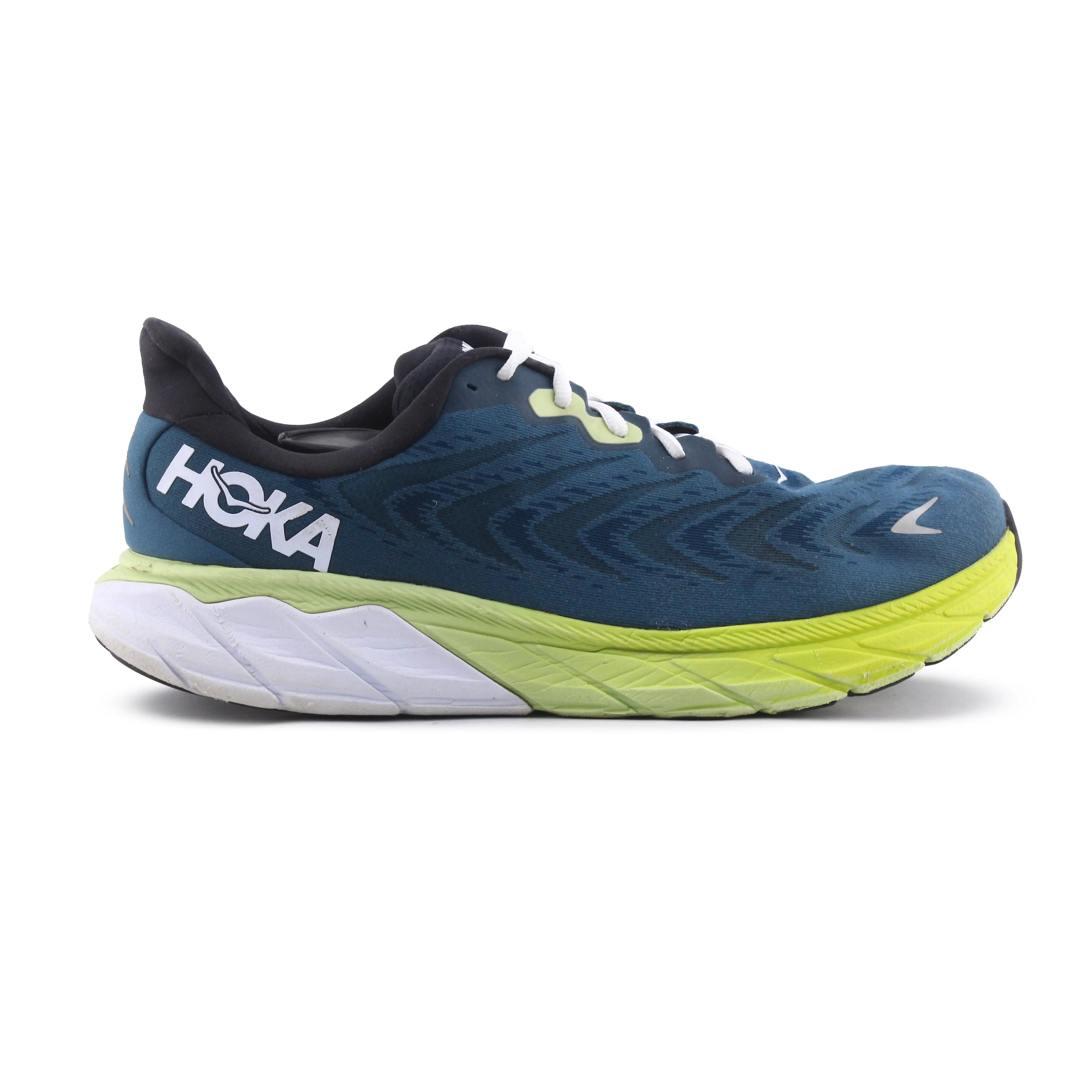 Hoka One One Arahi 6