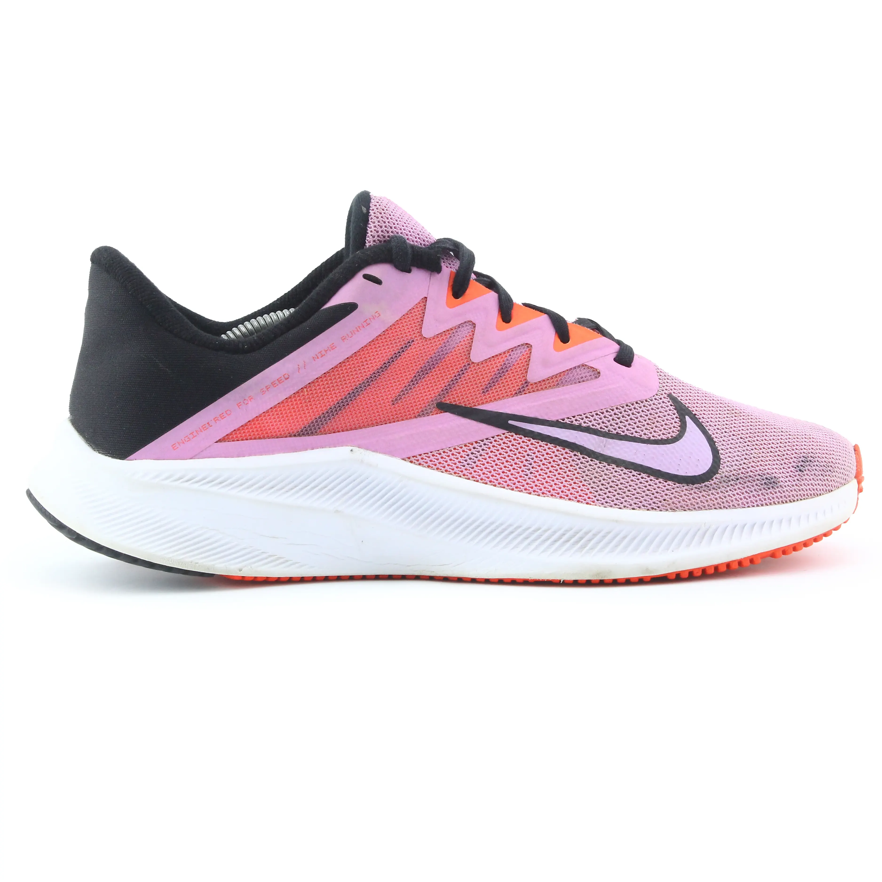 Nike Quest