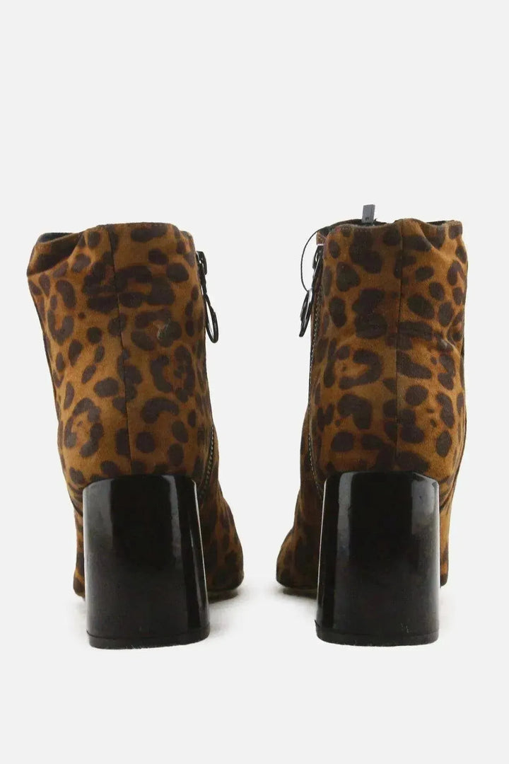 Stradivarius Zipper Block Heels Ankle Boots | Suede - sundaybazar