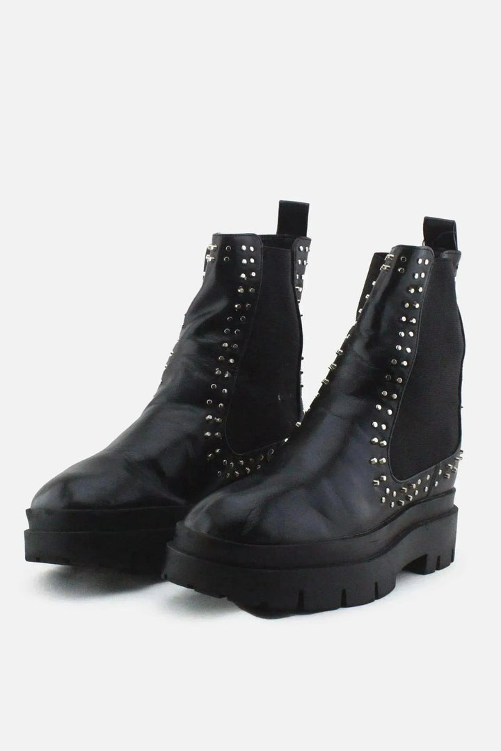 Zara Stretchable Chelsea Ankle Boots |100% Authentic Leather - sundaybazar