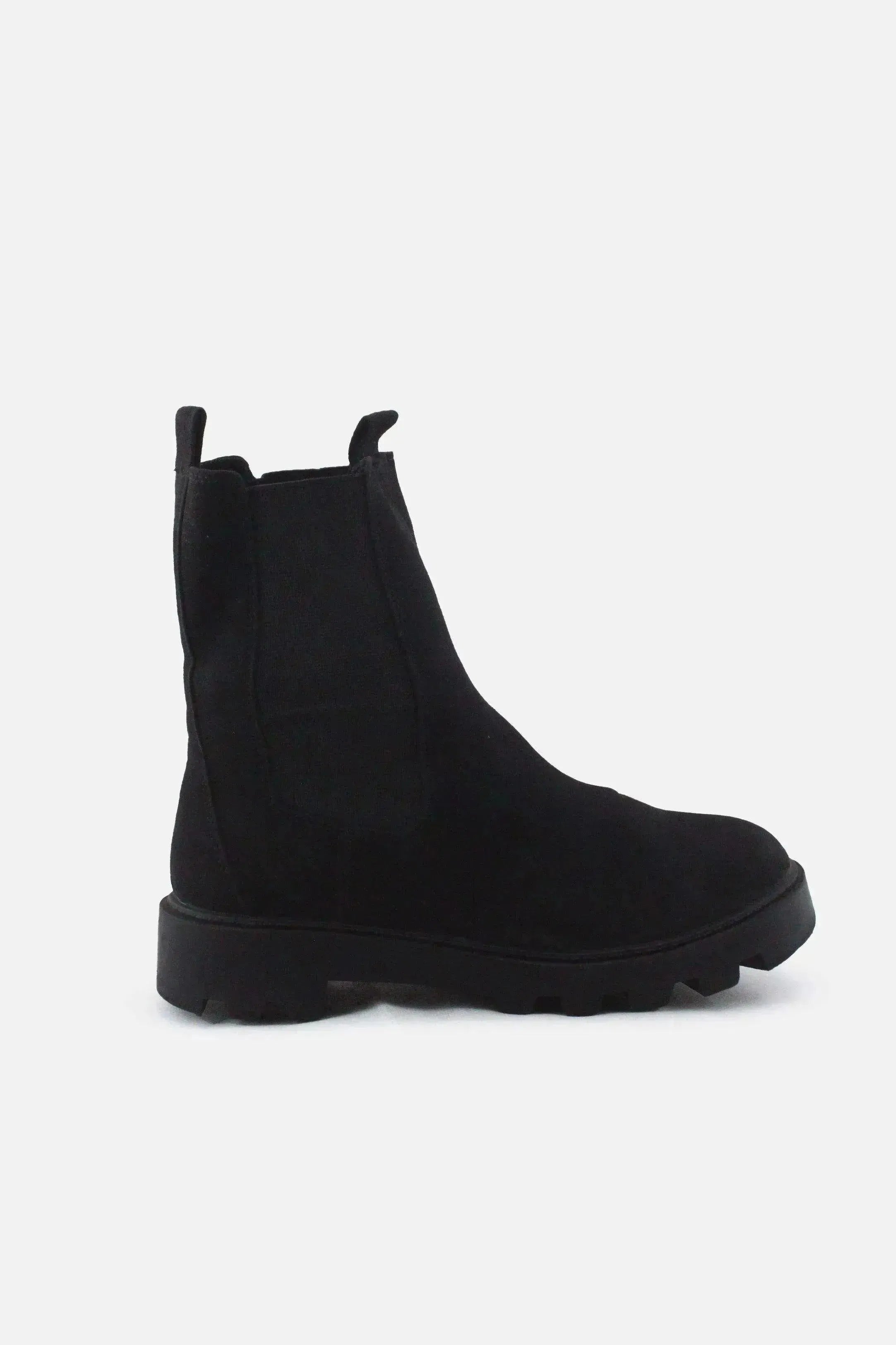 Divided Stretchable Chelsea Ankle Boots | Suede - sundaybazar