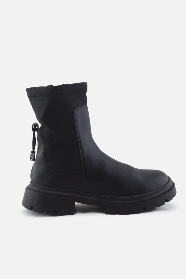 Zara Zipper Chelsea Ankle Boots |100% Authentic Leather