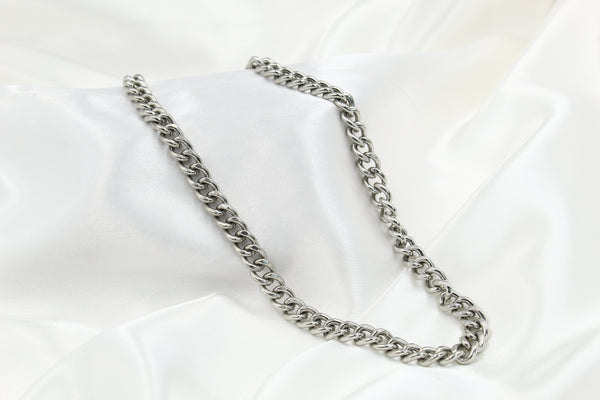 H & M Stainless Chain