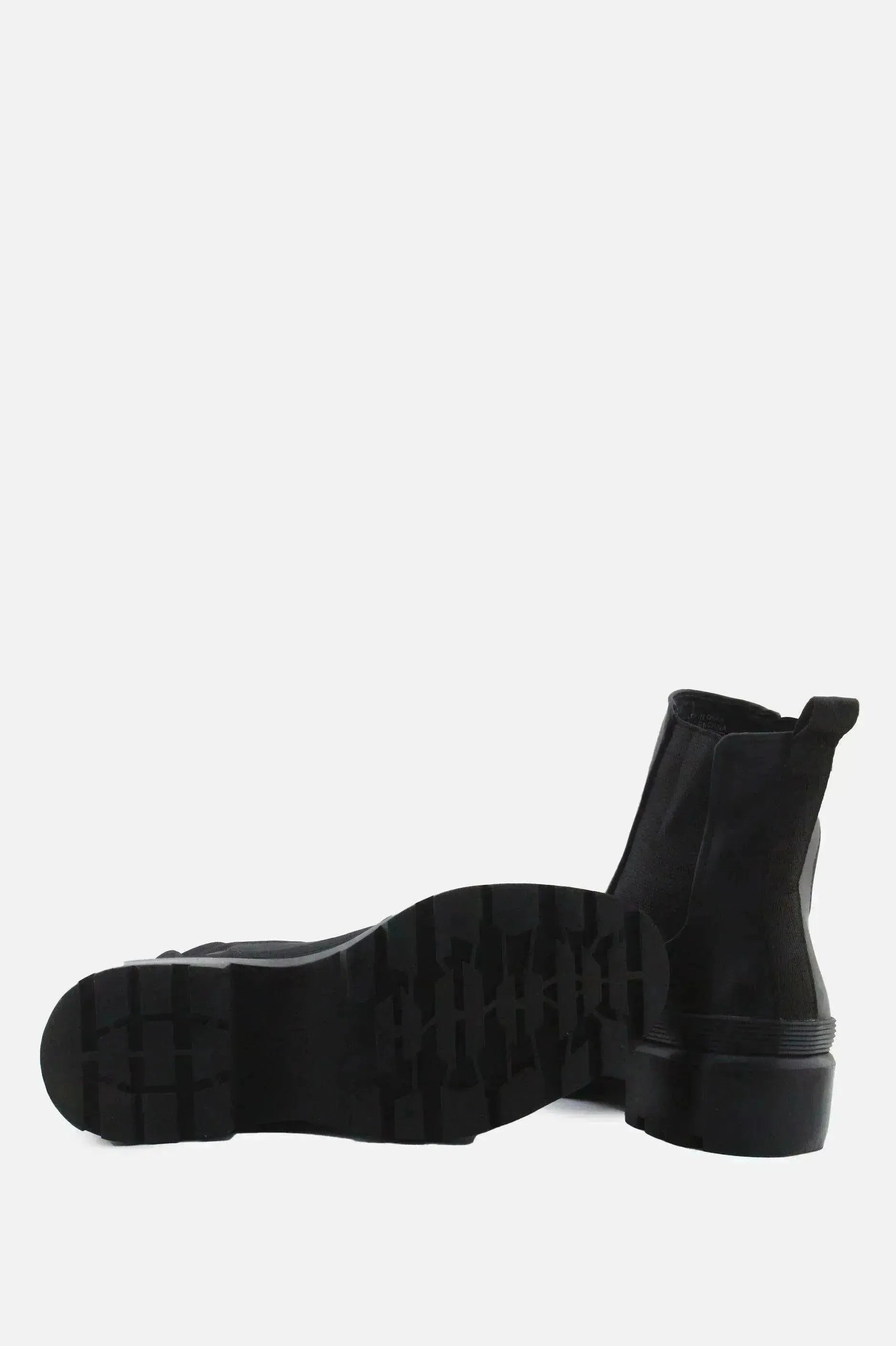 Pull & Bear Stretchable Chelsea Ankle Boots | 100% Authentic Leather - sundaybazar